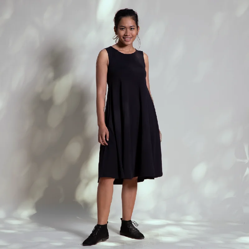 Sleeveless Swing Dress | Black