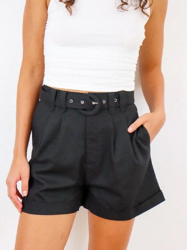 LUCIA SHORT