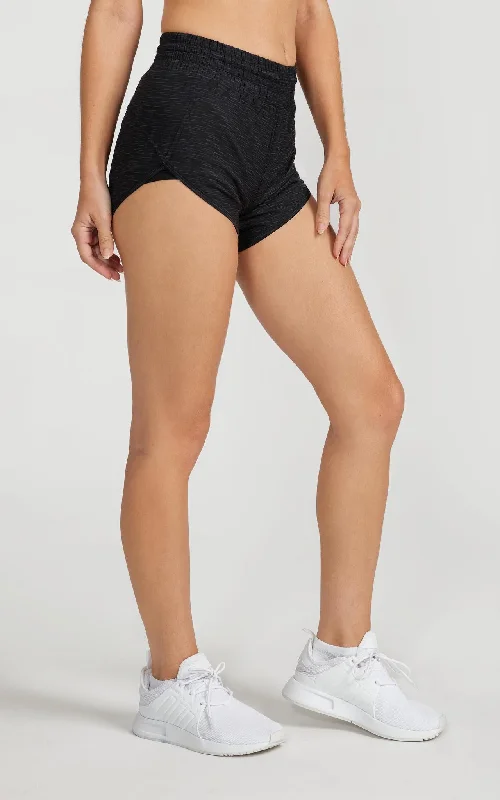 Women's Elevate Short 3