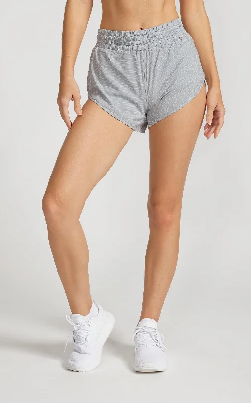 Women's Elevate Short 3