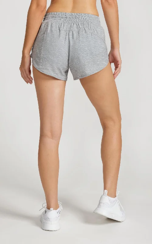 Women's Elevate Short 3