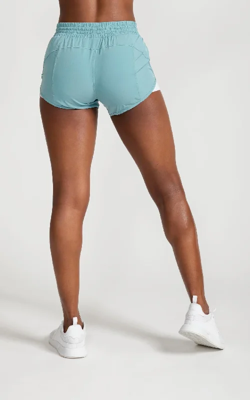 Women's Elevate Short 3